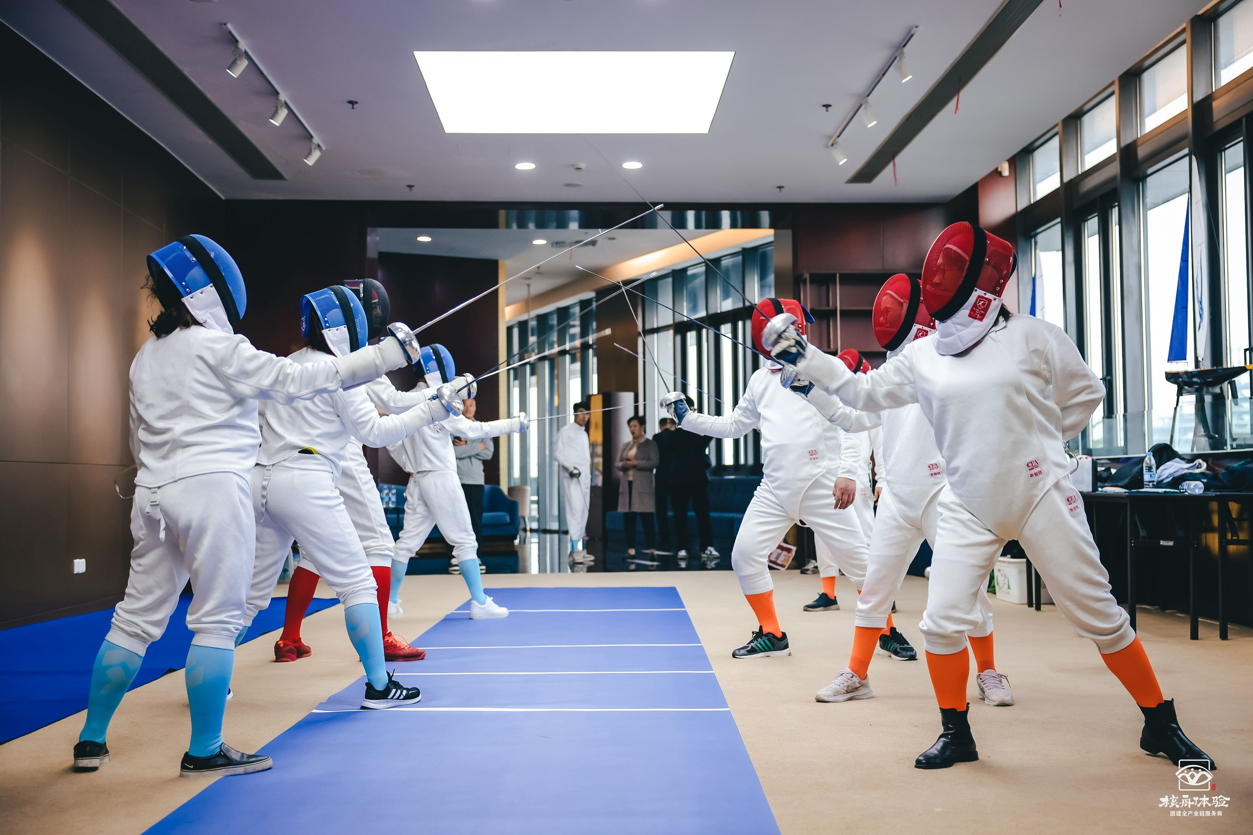 力奇“激情對戰(zhàn)，揚(yáng)帆起航”主題團(tuán)建